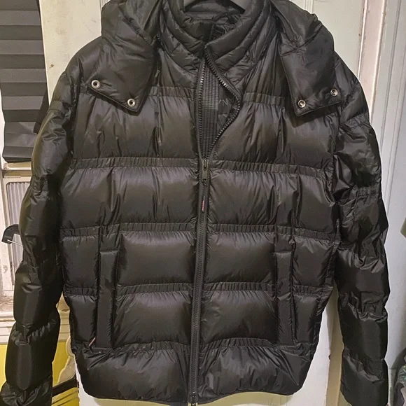 MOOSE KNUCKLES BUBBLE COAT W/ HOOD SZ SMALL MENS